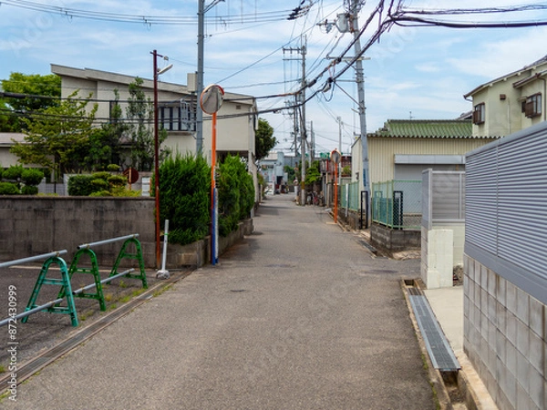 Fototapeta 狭い路地と住宅密集地の風景