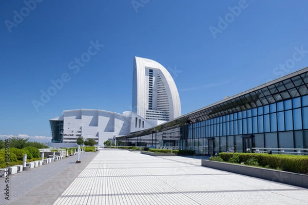 Fototapeta パシフィコ横浜とグランド・インターコンチネンタルホテル