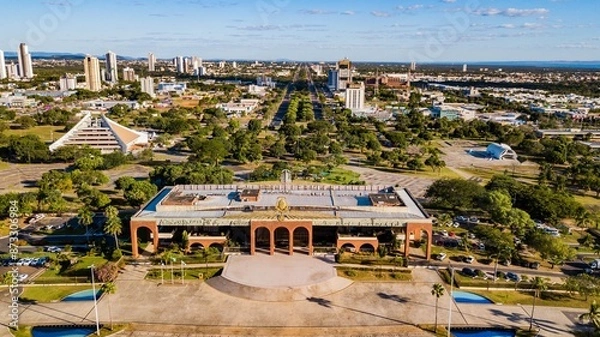 Obraz Palmas, Tocantins. Aerial view of Palácio Araguaia and Praça dos Girassóis