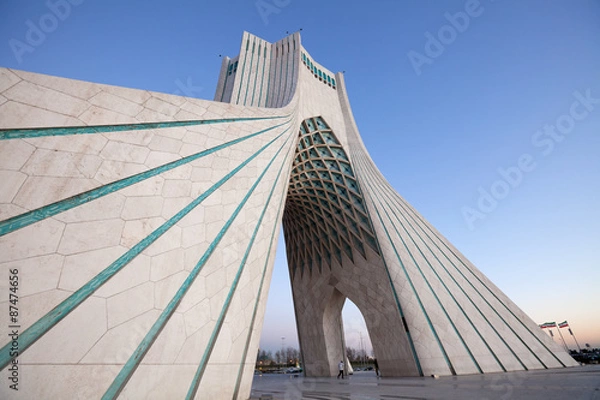 Fototapeta Azadi Monument Side Perspective in Dusk