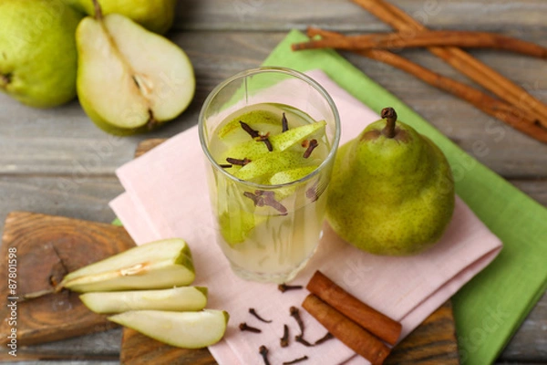 Fototapeta Pear juice with fresh fruits on table close up