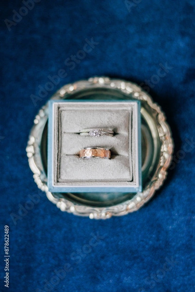Fototapeta ring with diamonds