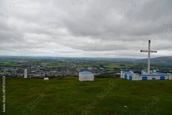 Fototapeta Holy Year Cross,  Comeragh Mountains range, Glenary, Co. Waterford, Ireland
