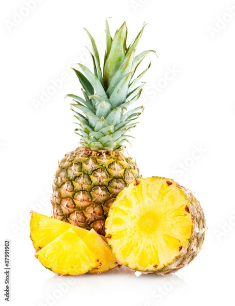 Obraz Ananas z plasterkami izolowanymi na białym