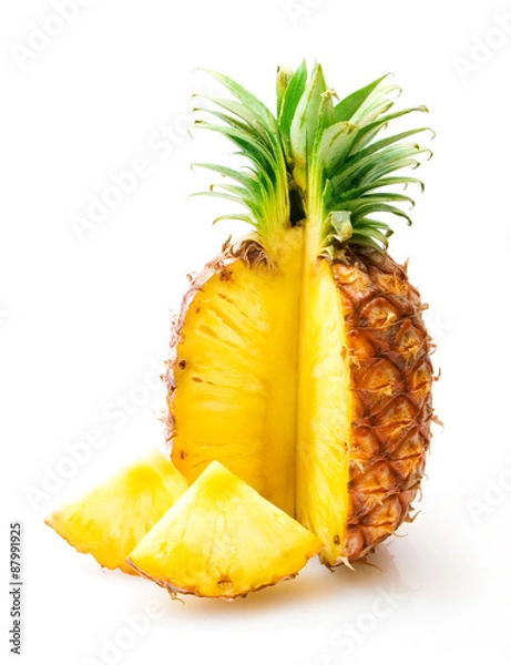 Fototapeta Ananas z plasterkami izolowanymi na białym