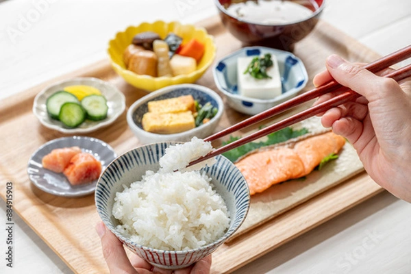 Obraz 栄養バランスの取れた健康的な和食の朝食