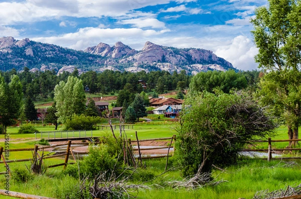 Fototapeta scenic view of the mountain surrounding estes park, colorado. U.S.A.