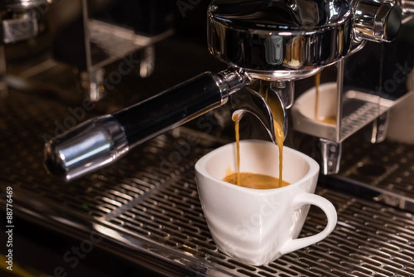 Obraz making espresso