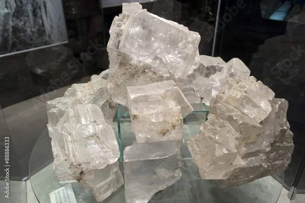 Obraz Rock salt crystal on display