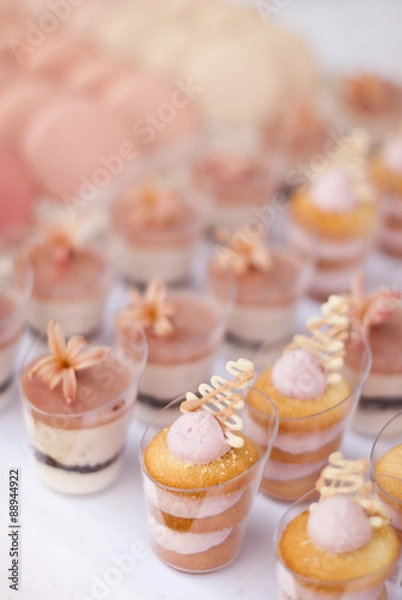 Obraz Dessert table for a wedding party 