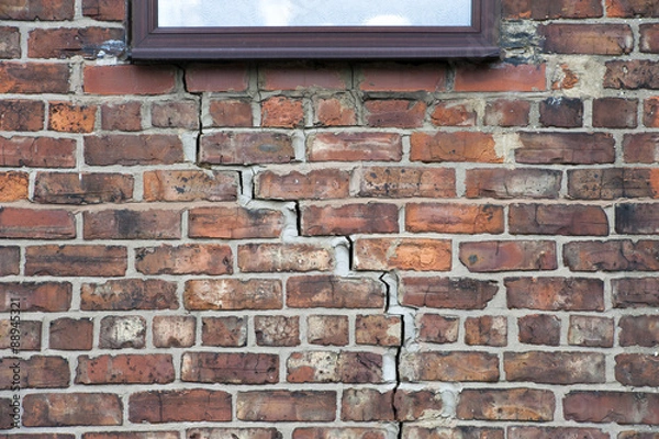 Fototapeta step cracking to brickwork