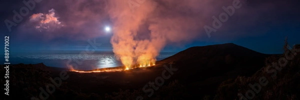 Fototapeta erupcja Piton de la Fournaise, wyspa Reunion.