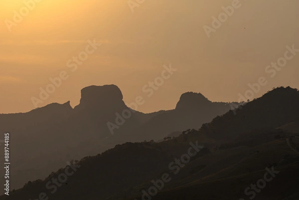Obraz View of Pedra do Baú during sunrise