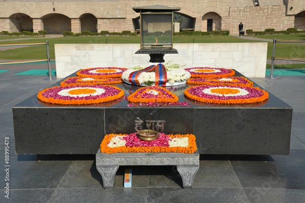 Fototapeta Raj Ghat is a memorial to Mahatma Gandhi. It is a black marble platform that marks the spot of Mahatma Gandhi's cremation.