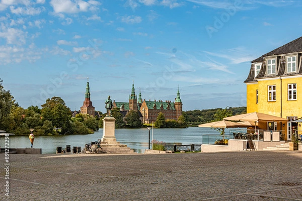 Obraz hillerod village jetty on lake frederiskborg. Denmark.