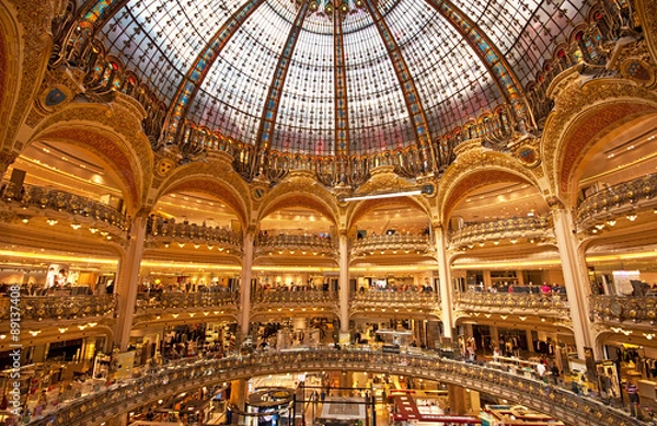 Obraz Wnętrze Galeries Lafayette w Paryżu