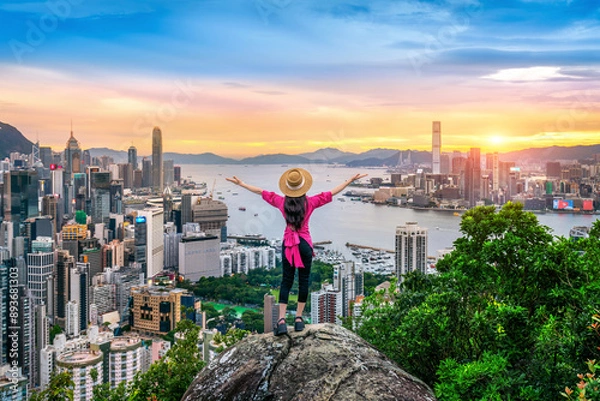 Obraz Tourist standing on viewpoint in Hong Kong.
