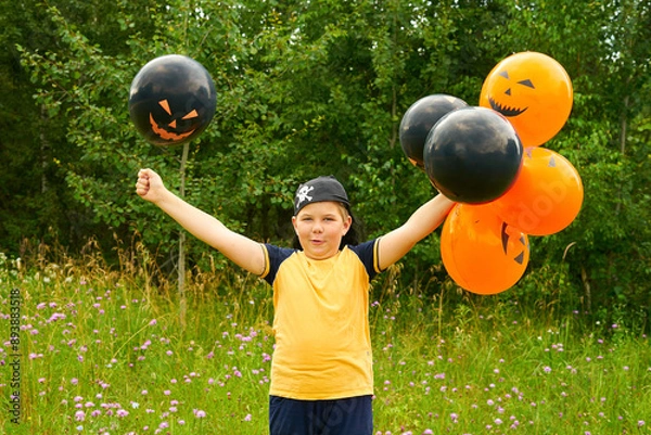 Obraz Little pirate boy is posing