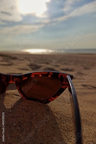 Obraz sunglasses on the beach