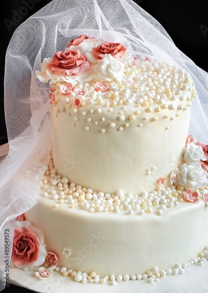 Fototapeta Veil on the cake with roses