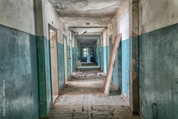 Obraz beatiful decay in lost place