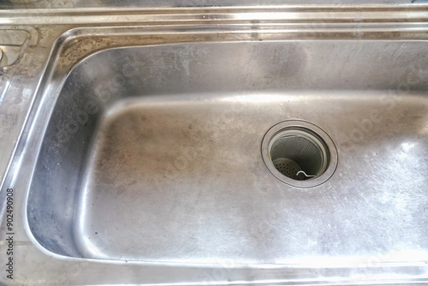 Obraz 掃除前で汚れがたくさんな古い古民家台所の流し Old kitchen sink before cleaning