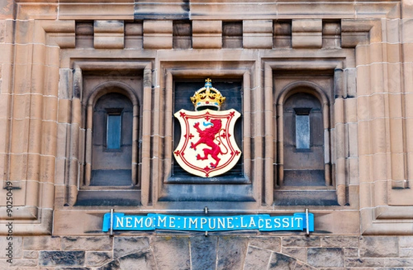 Obraz edinburgh castle gate with crest