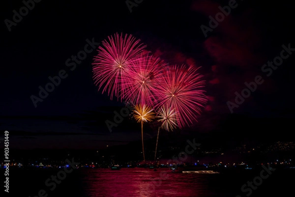 Obraz Fireworks over the sea