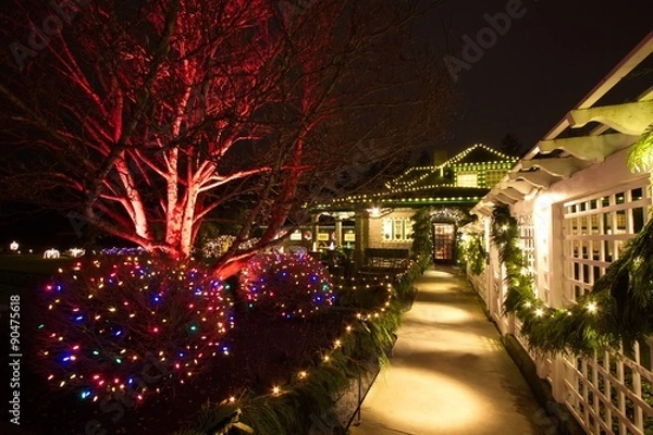 Fototapeta Christmas Eve in  Butchart Gardens