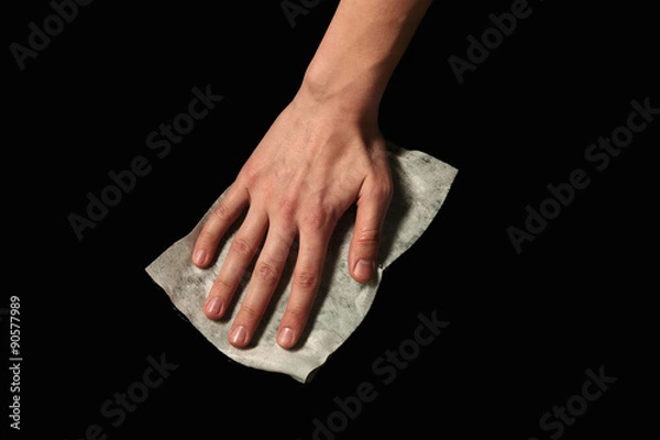 Fototapeta рука вытирает пыль