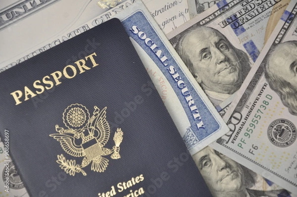 Obraz Social Security Card and US Citizen Passport.