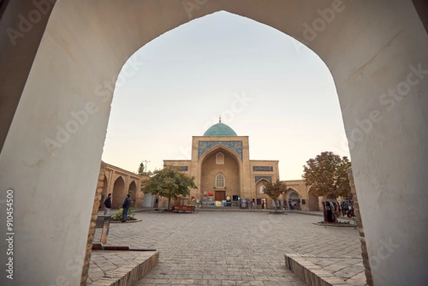 Fototapeta Hast Imam Square (Hazrati Imam) is a religious center of Tashkent.