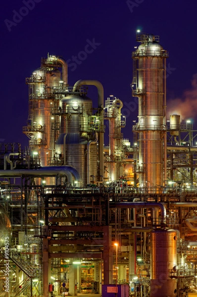 Obraz Chemical production facility at night