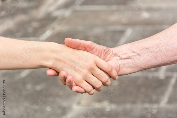 Fototapeta Handschlag Alt Jung