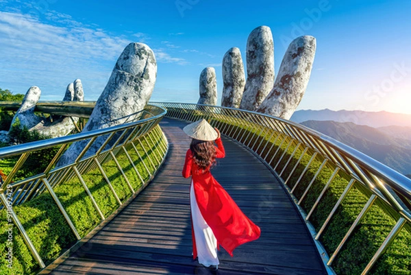 Obraz Tourist walking at Golden bridge in Bana hills, Da nang, Vietnam.