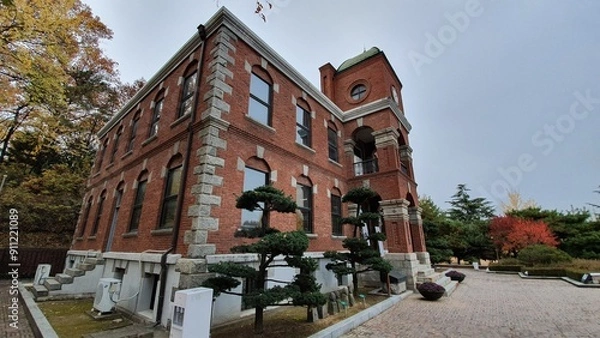 Obraz 한국의 건물 '건국대 구서북학회회관'