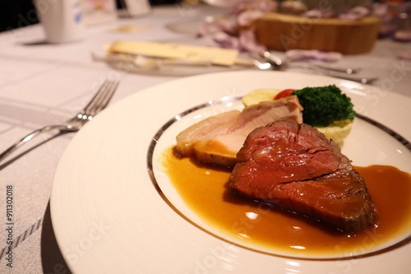 Obraz コース料理