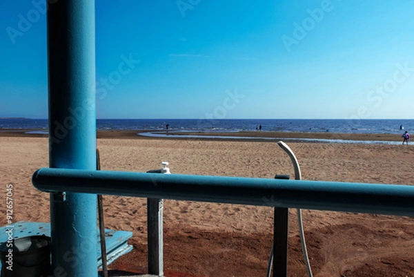 Obraz 遠浅の海の海水浴場