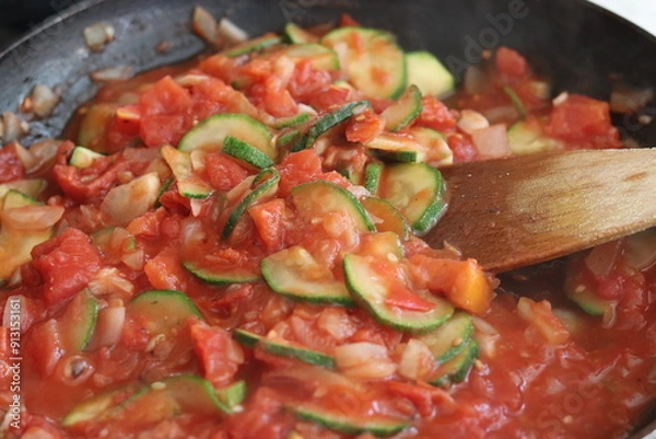 Obraz frying pan with vegetables