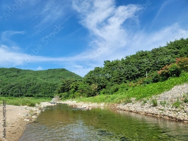 Obraz 계곡 하천 강 숲 산 풍경 하늘 구름