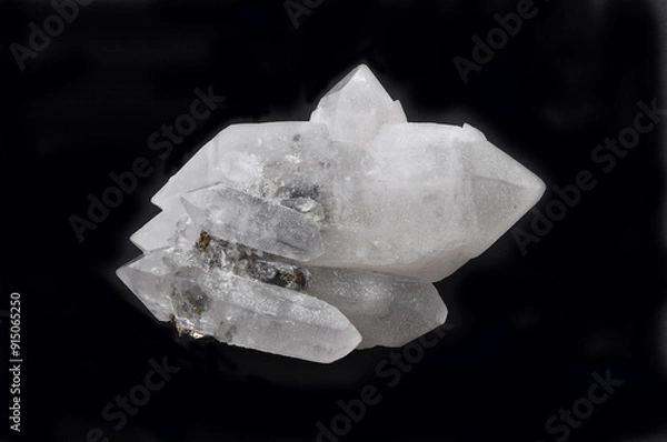 Fototapeta Quartz crystals with two peaks and pyrite