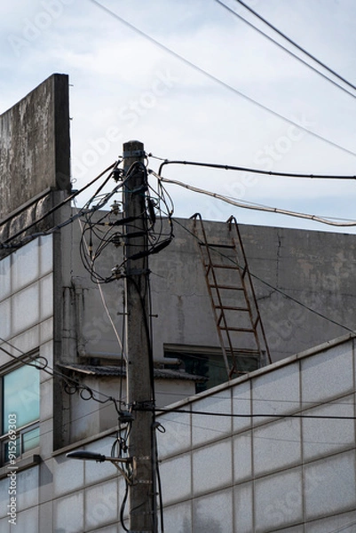 Obraz lines on the roof