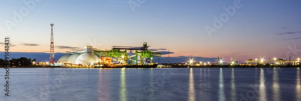 Obraz Fertilizer terminal