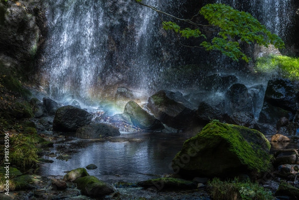 Fototapeta 虹と滝沢不動滝
