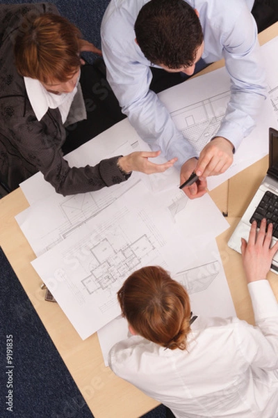 Obraz details negotiations