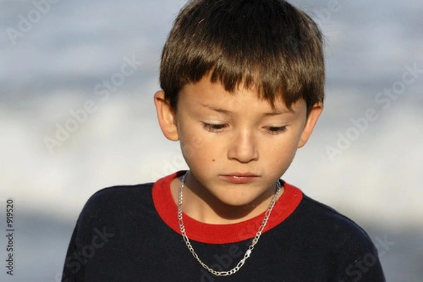Obraz boy looking sad 2