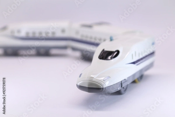 Fototapeta 電車のおもちゃ・鉄道模型 ホワイトバック