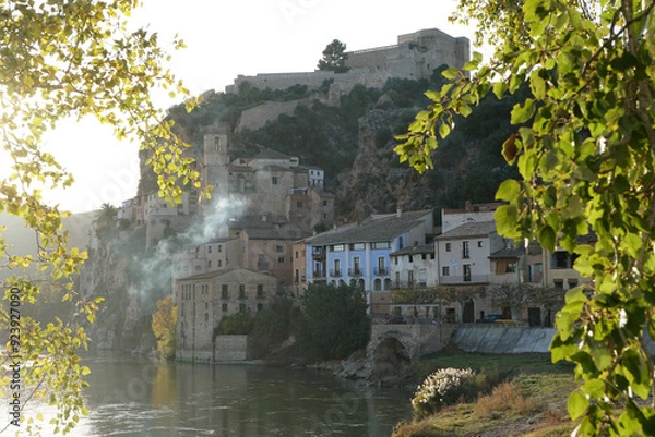 Fototapeta Miravet is one of the most beautiful villages at the Ebro River in the spanish province of Tarragona