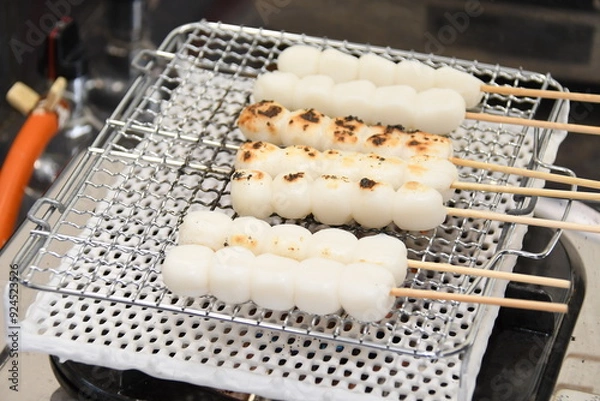 Obraz 焼き始めの団子