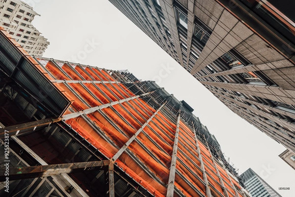 Obraz red and yellow building